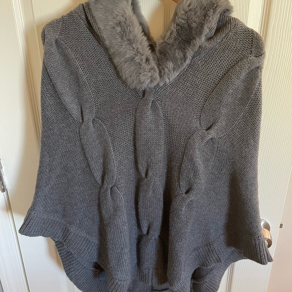 J. McLaughlin Gray Hooded Women's Sweater